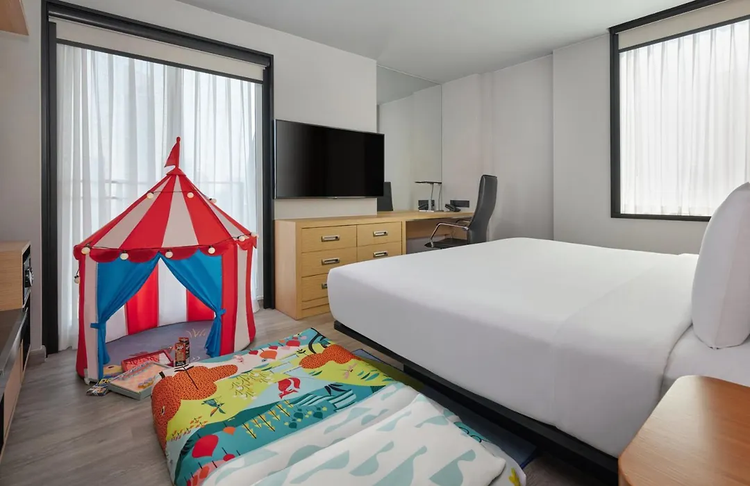 Aloft By Marriott Bangkok Sukhumvit 11-1