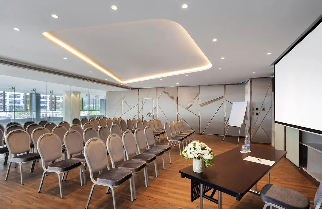 Ibis Styles Bangkok Ratchada-1